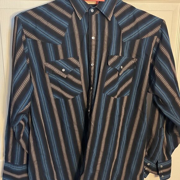 Plains Men's Plaid Print Long Sleeve Pearl Snap Western Shirt - Picture 1 of 6